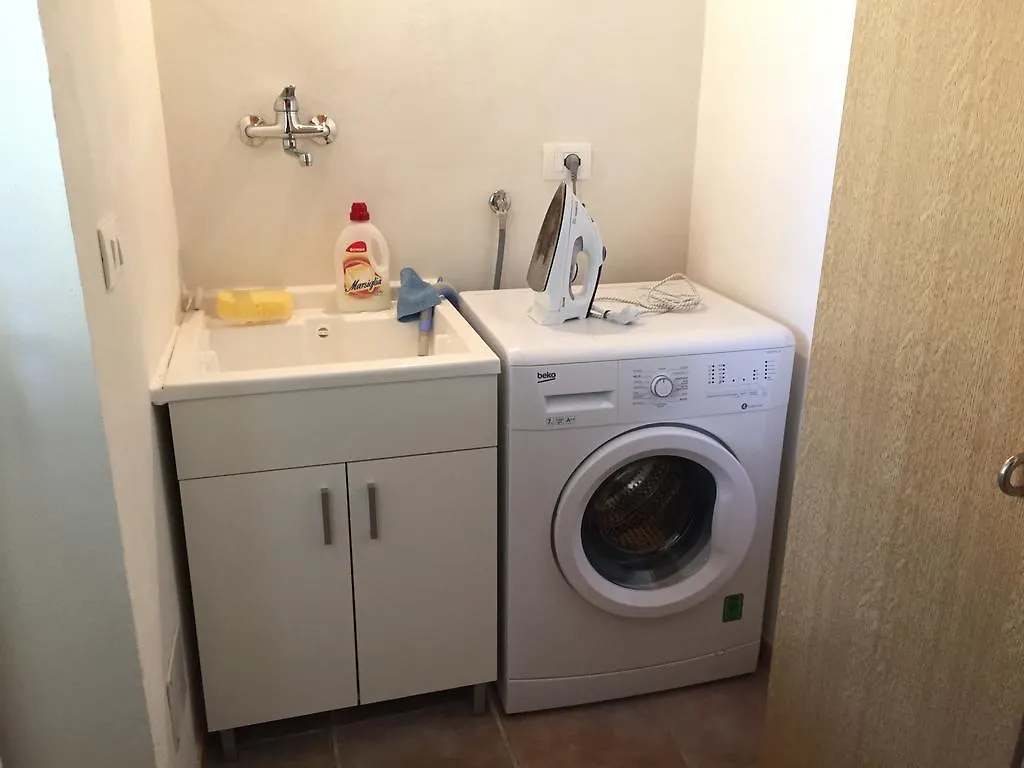 Landhuis Casa Il Carrubbo Pension Frigintini Italië