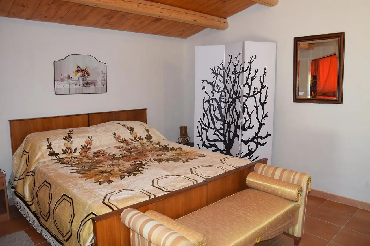 Casa Il Carrubbo Pension Frigintini Landhuis